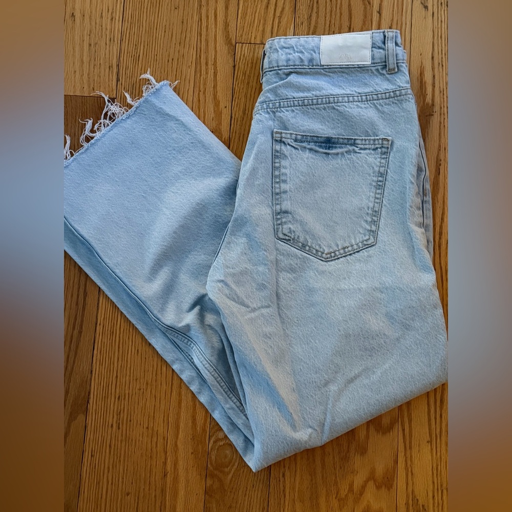 ZARA Straight ankle jeans size USA 6